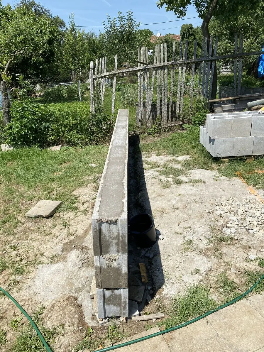 Blok s prostupem, izolace, Biskoupky