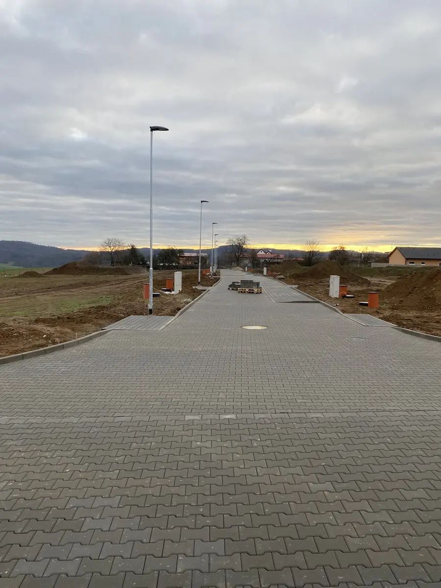 Hotová komunikace, mrak, Kratochvilka