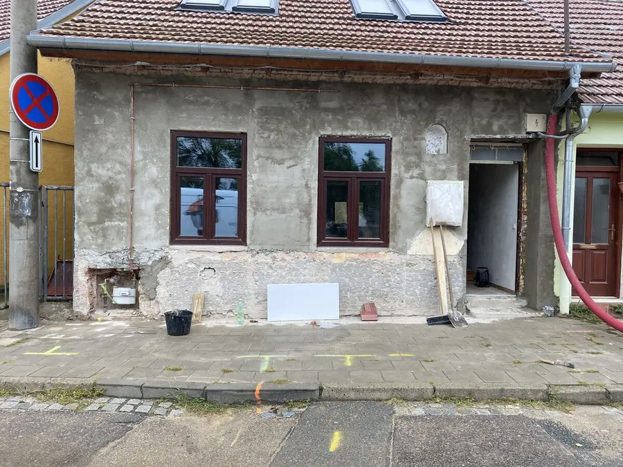 Očištěná fasáda, Němčice