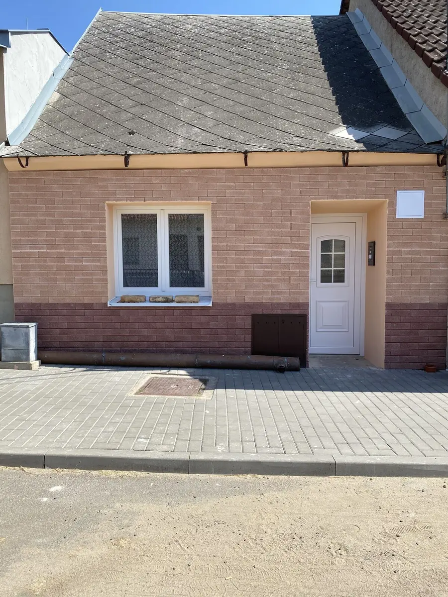 Hotové čelně, Němčice